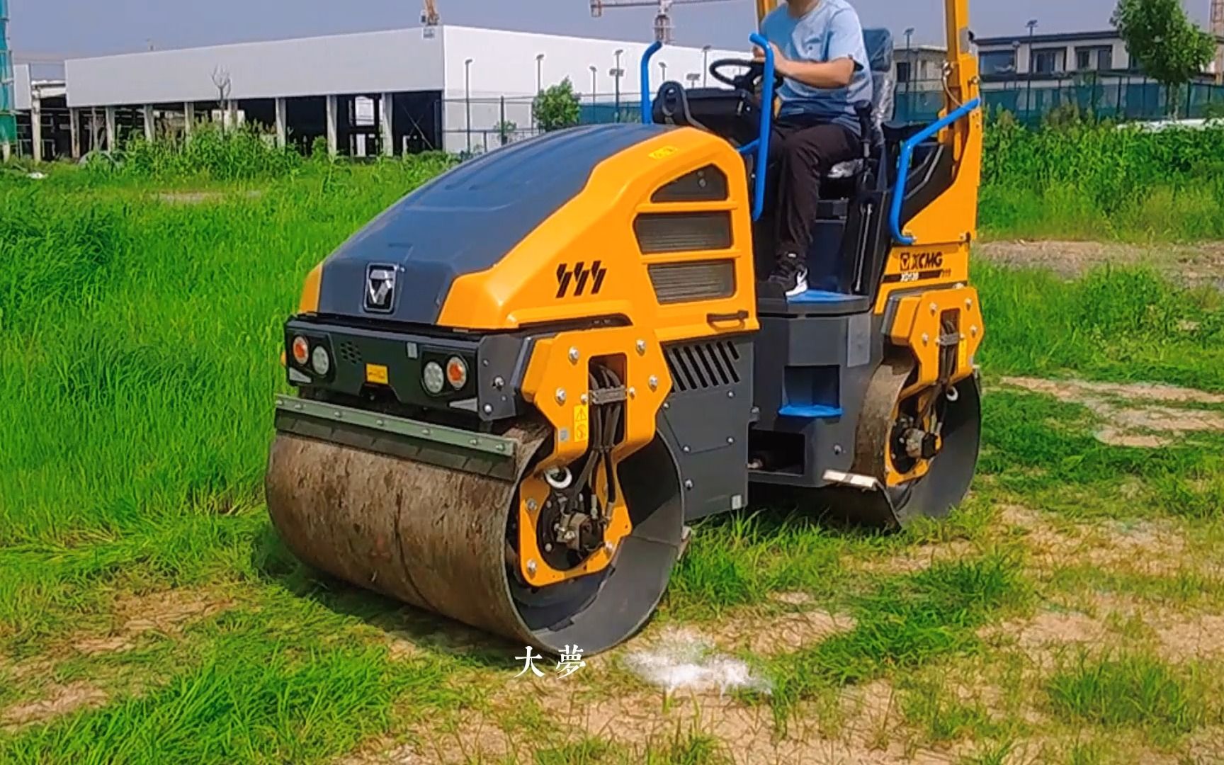 徐工道路机械 小型压路机 双钢轮压路机 座驾压路机