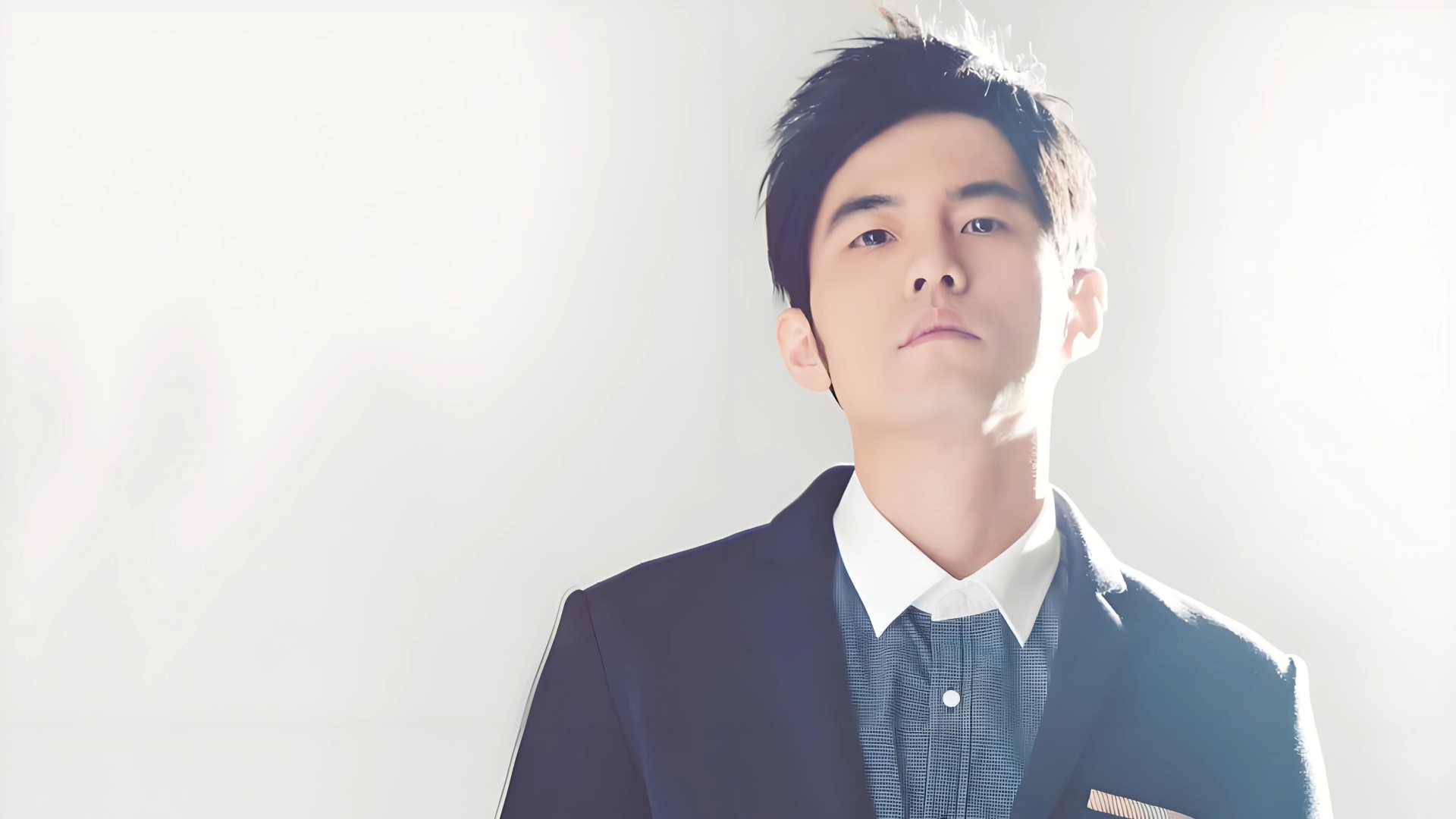 这歌虽然比较冷门,但词曲依旧有当年的时光 #上海1943 #周杰伦