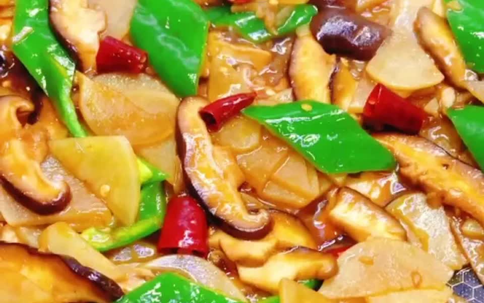 家常下饭菜 香菇炒土豆片