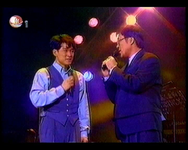 周华健和李宗盛 鬼迷心窍(1994 李宗盛十年回顾暂别演唱会)哔哩哔哩bilibili