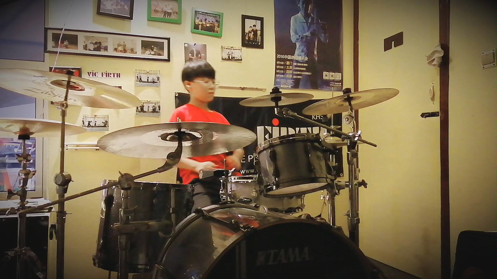 [图]DRUM COVER—Jost Nickel《这个老旧的世界对我来说太时髦了》