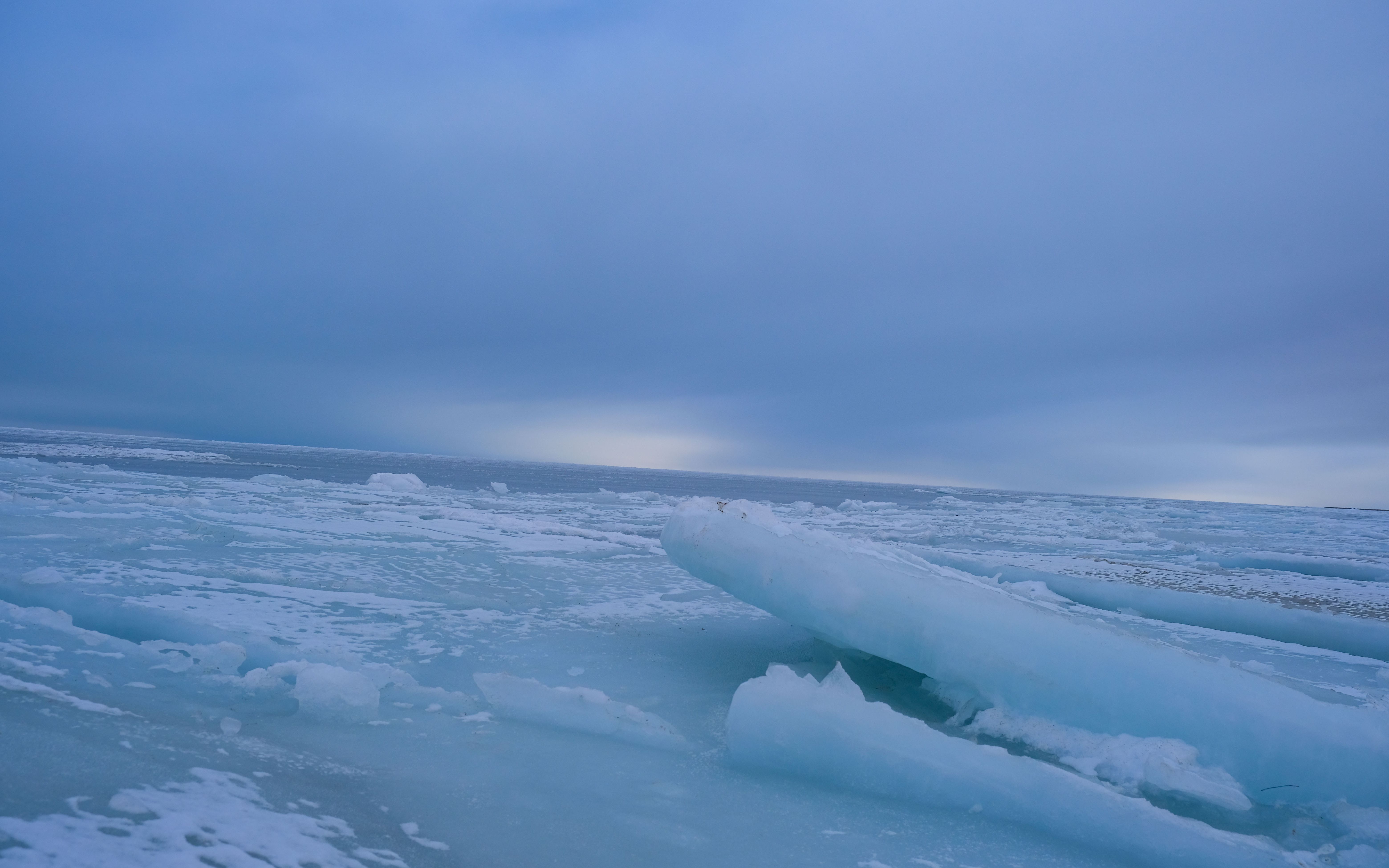 冬天的乌海湖图片