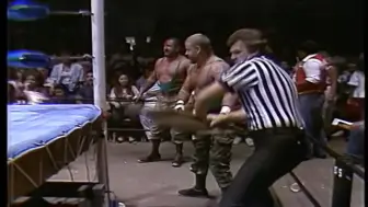 Скачать видео: 1986.06.27 MSW - 新西兰训练营赛 The Fantastics vs. The Sheepherders