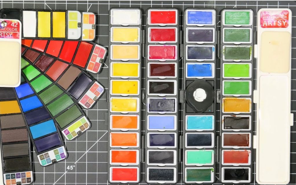 【水彩】水彩评测 看看这个疯狂的折叠调色板!