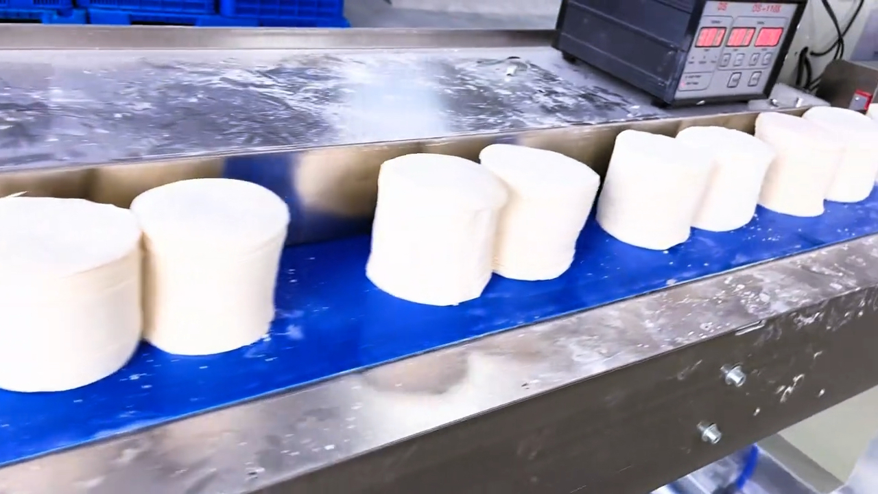 混沌皮包装机云吞皮包装机饺子皮包装机食品包装机全自动食品包装机