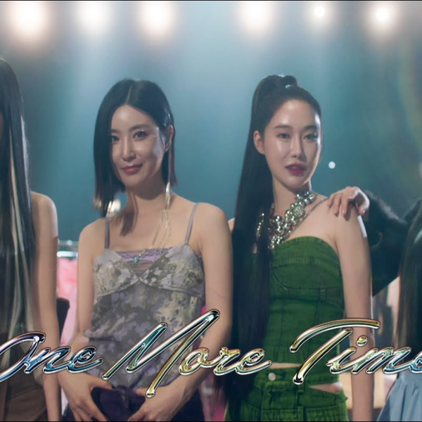 BBGirls Brave Girls 直筆サイン ブランケット BBGIRLS (Brave Girls) - Rolling Stone Korea (Pictorial