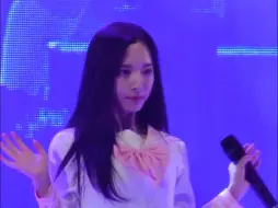 Descargar video: 170518 宇宙少女 苞娜 Secret