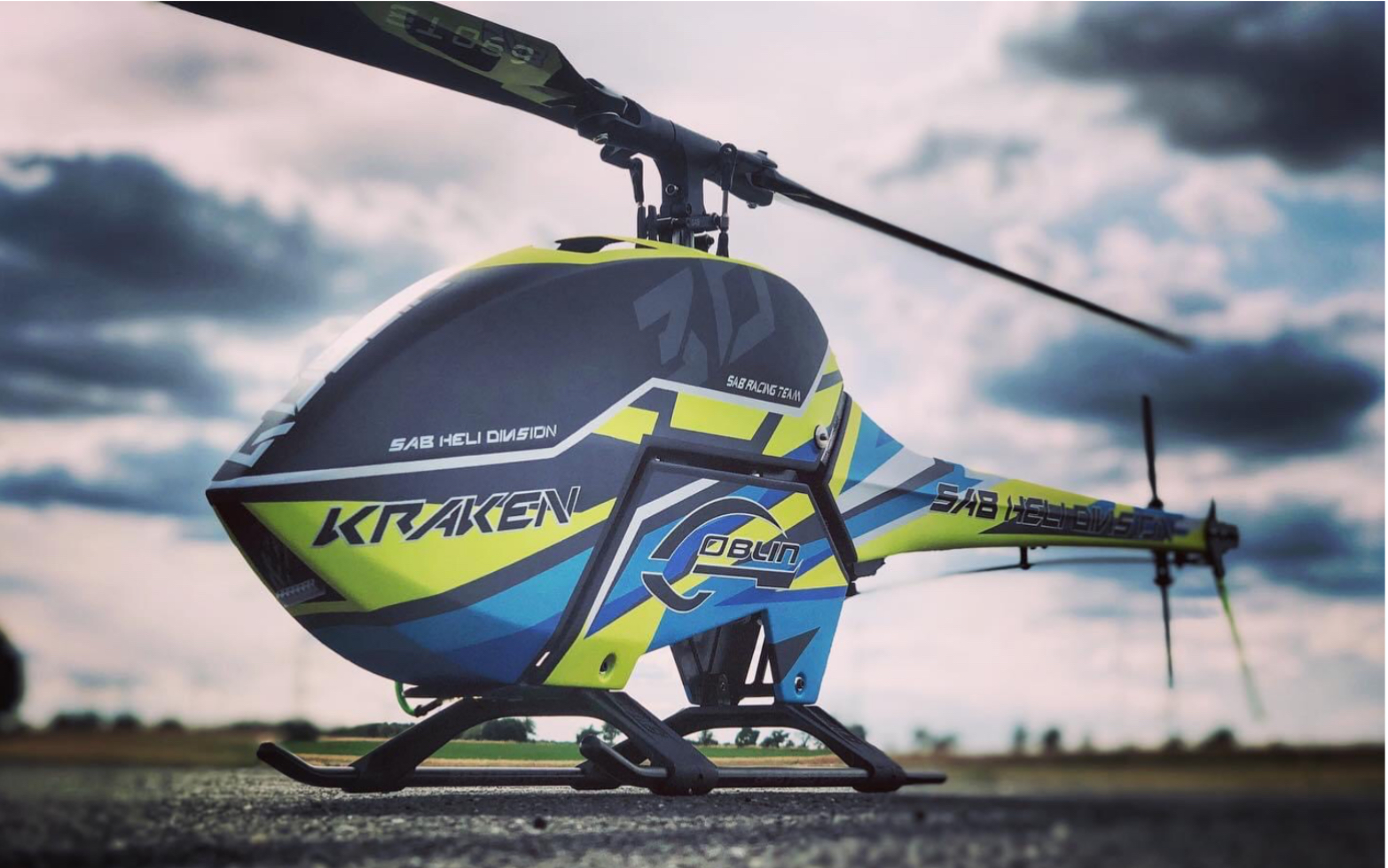 sab kraken 700黄色轻量化版本