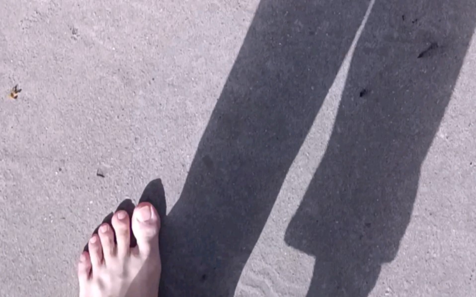 2024/2/10赤脚逛街