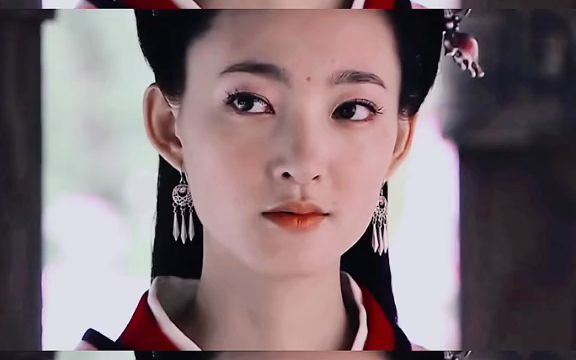 #风吹一缕秋 如果慎儿没有黑化,姐妹没有反目,这后宫不就是你俩姐妹的天下了吗,美貌加智商宫斗王者天花板啊#盛世美颜 #王丽坤 #林心如哔哩哔哩...