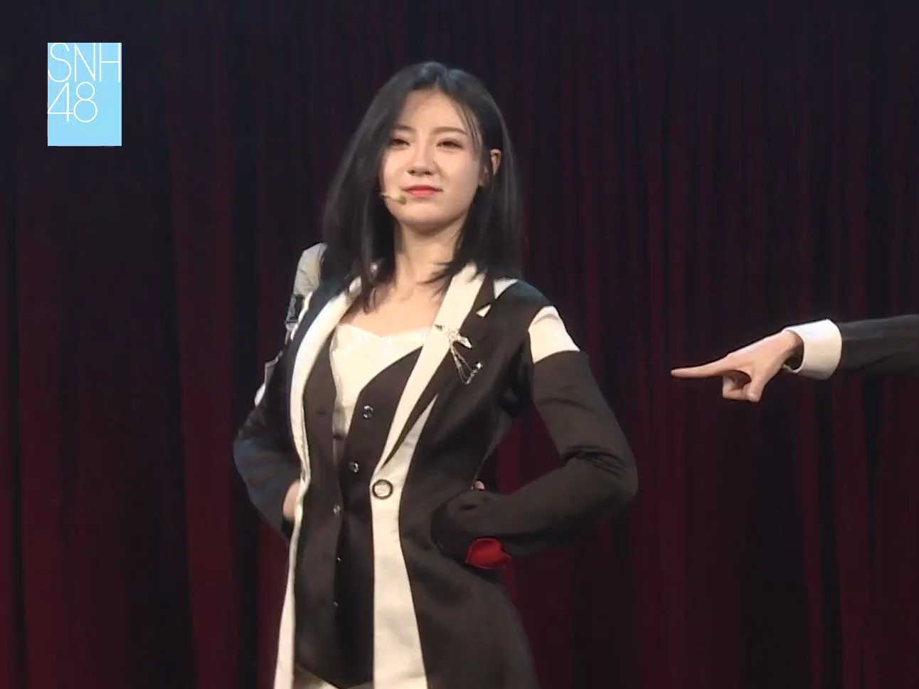 s队-高能mc-一二期生的mc能力无需多言,对李宇琪的生日祝福