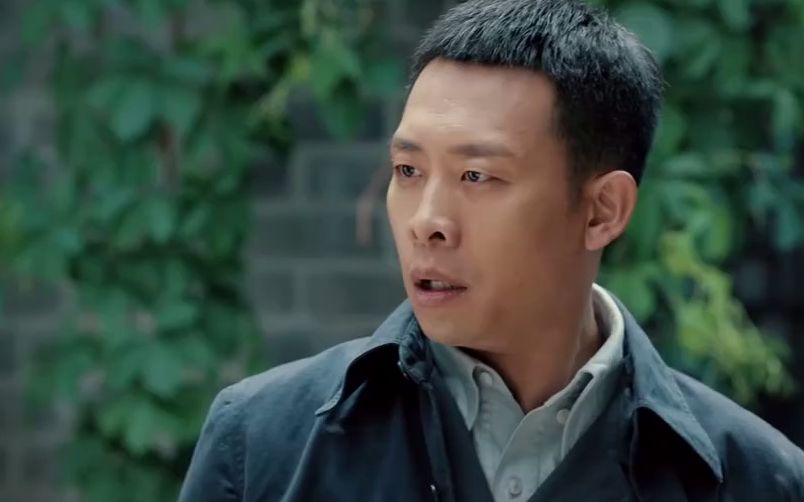 【光荣时代】张译实力坑队友,手雷扔到战友身边,你是瞄准扔的吗