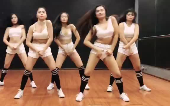 [图]Sexbomb NewGen: Despacito by Luis Fonsi ft. Justin Bieber