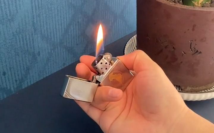 花式打火机入门玩法 这个算是入门级别的了