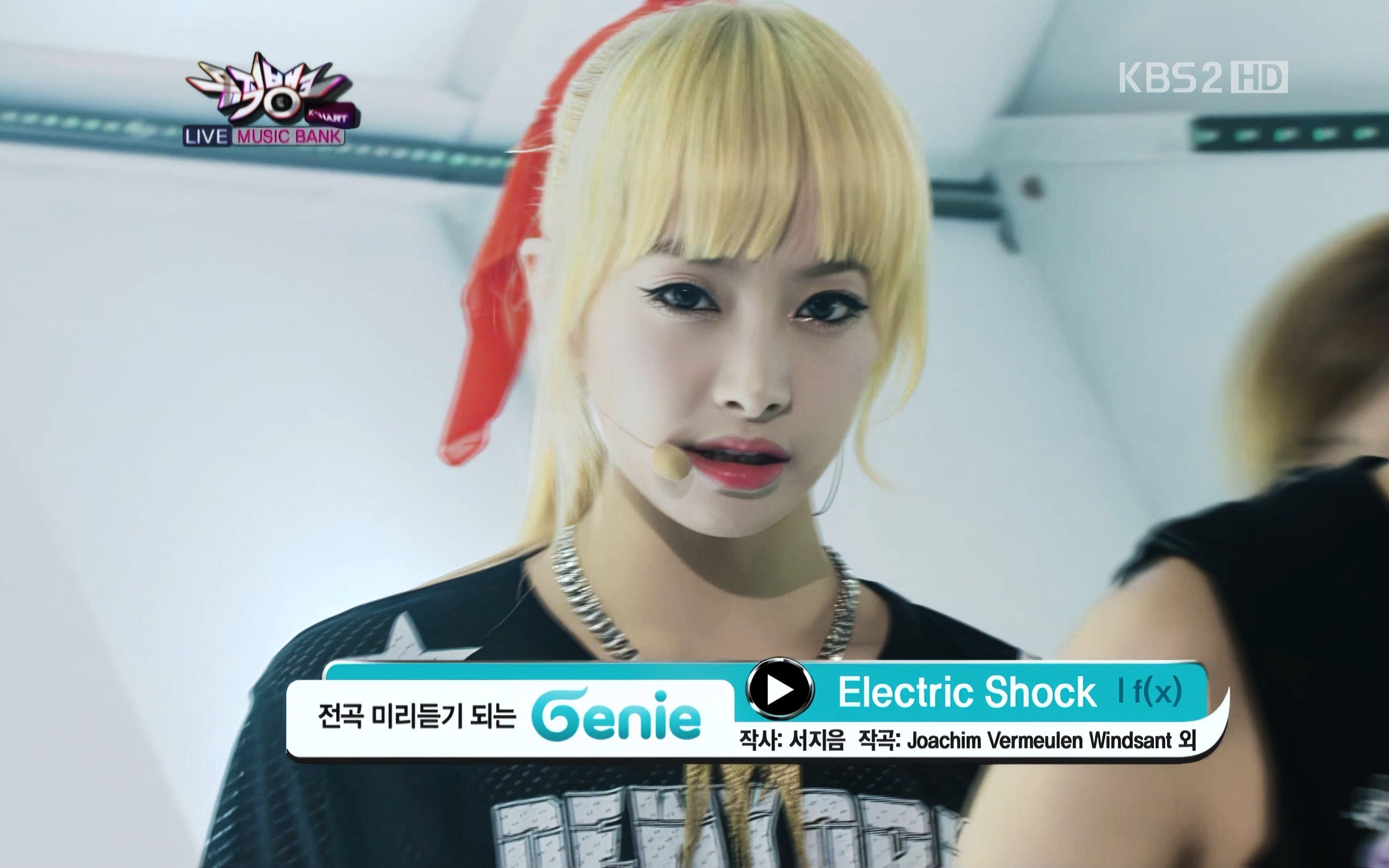 [图]【4K LIVE】f(x) - Electric Shock (120615 KBS Music Bank)