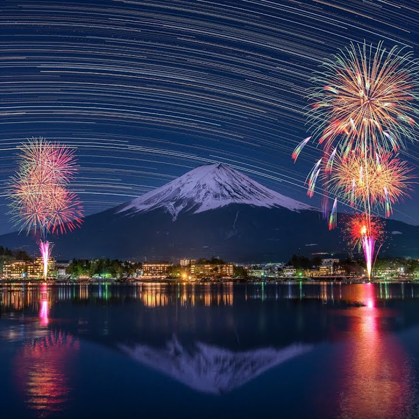 4K 河口湖冬花火+ 富士山+星轨Lake Kawaguchi Winter Firework+
