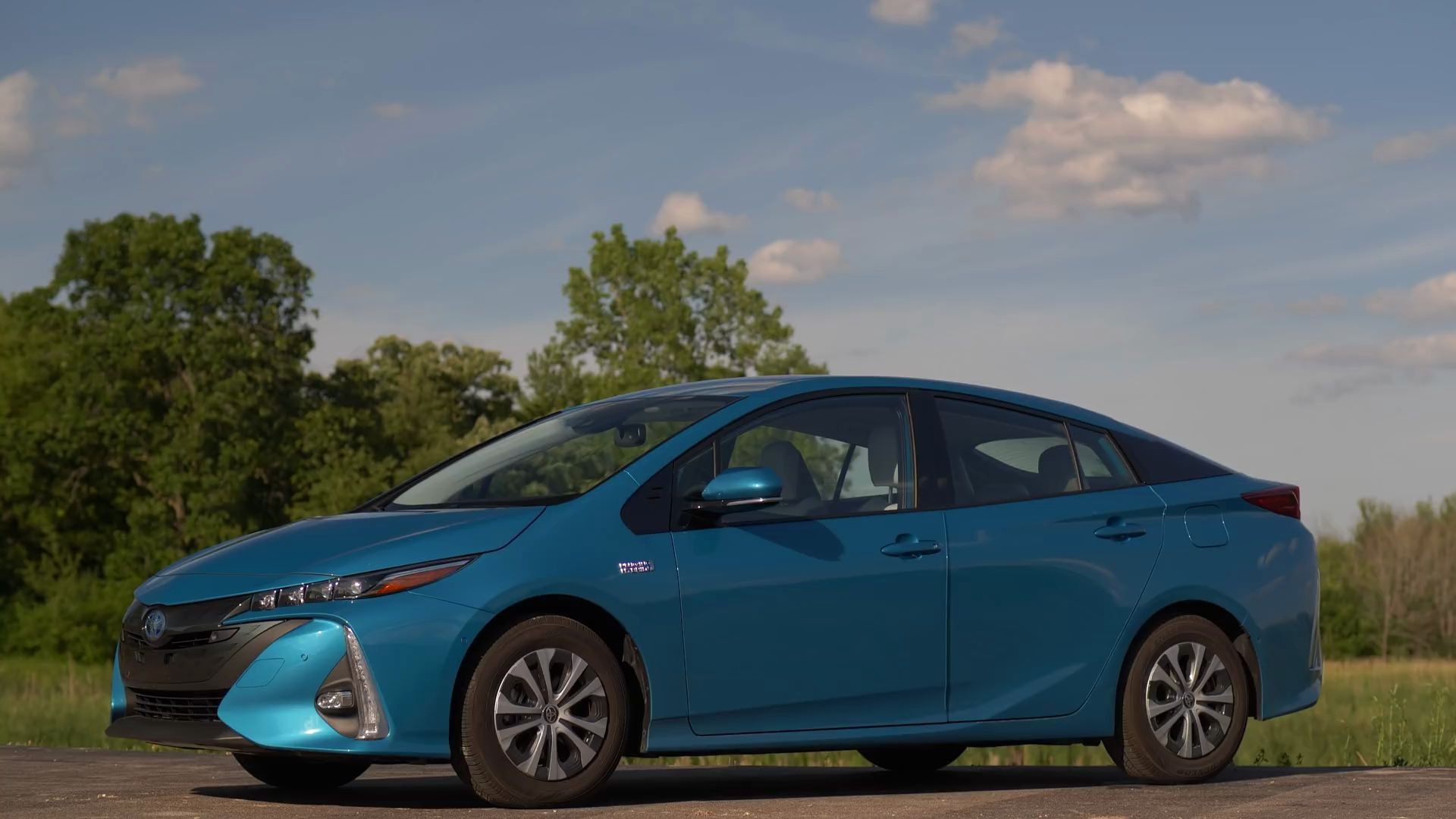 【中文字幕】2020款 prius prime 普锐斯 还是个好选择吗?