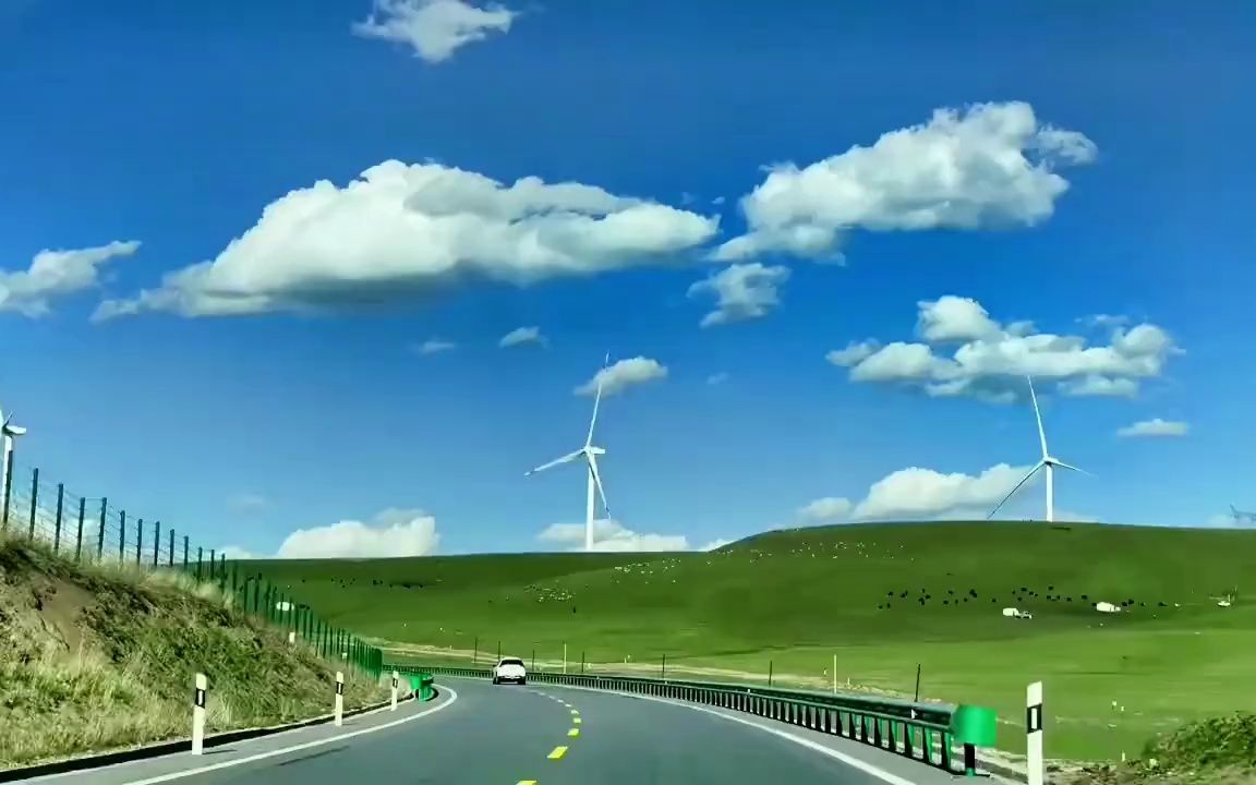 点赞收藏转发创作激励!蓝天白云晴空万里!