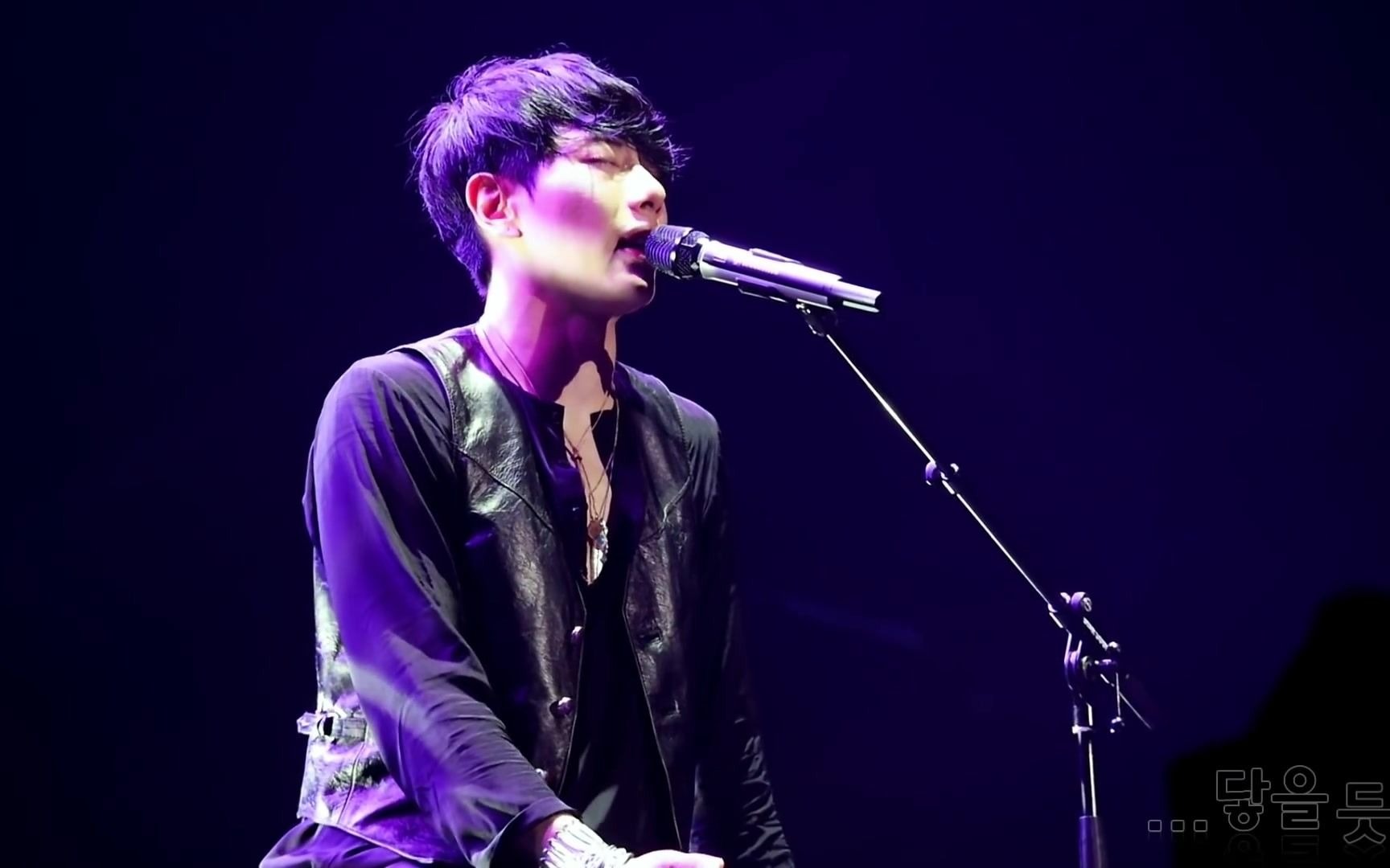 朴孝信_憧憬_演唱会现场_超级动听_哔哩哔哩 (゜-゜)つロ 干杯~-bili