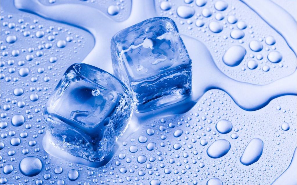 水变成冰块,需要多长时间?看完全部过程太震撼了!