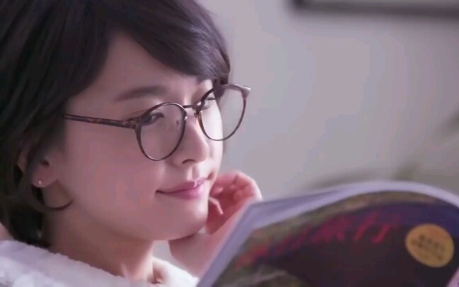 新垣结衣变身眼镜娘!你们还不进来!【日本cm】_哔哩哔哩_bilibili