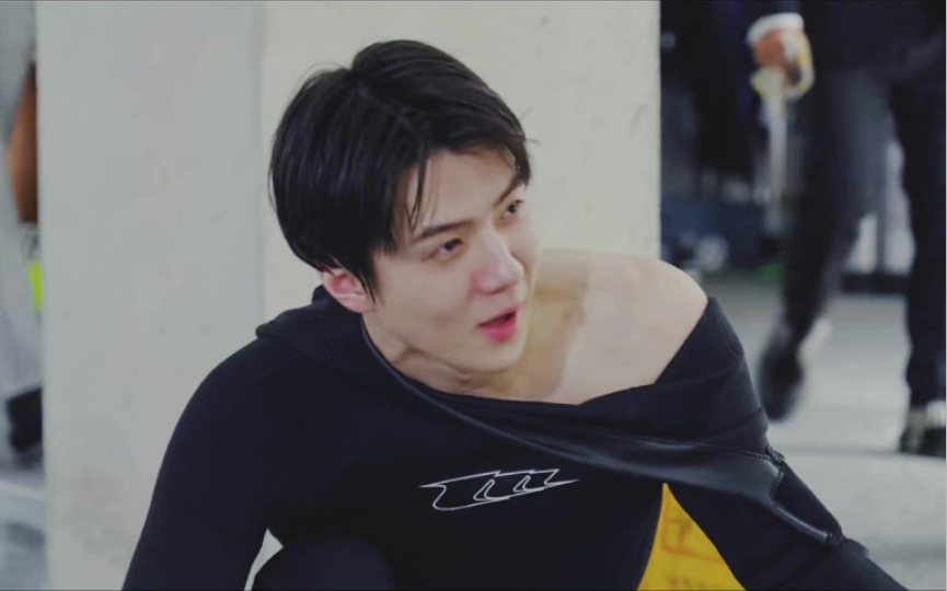 天不怕地不怕,就怕吴世勋光膀子跳舞顶胯!