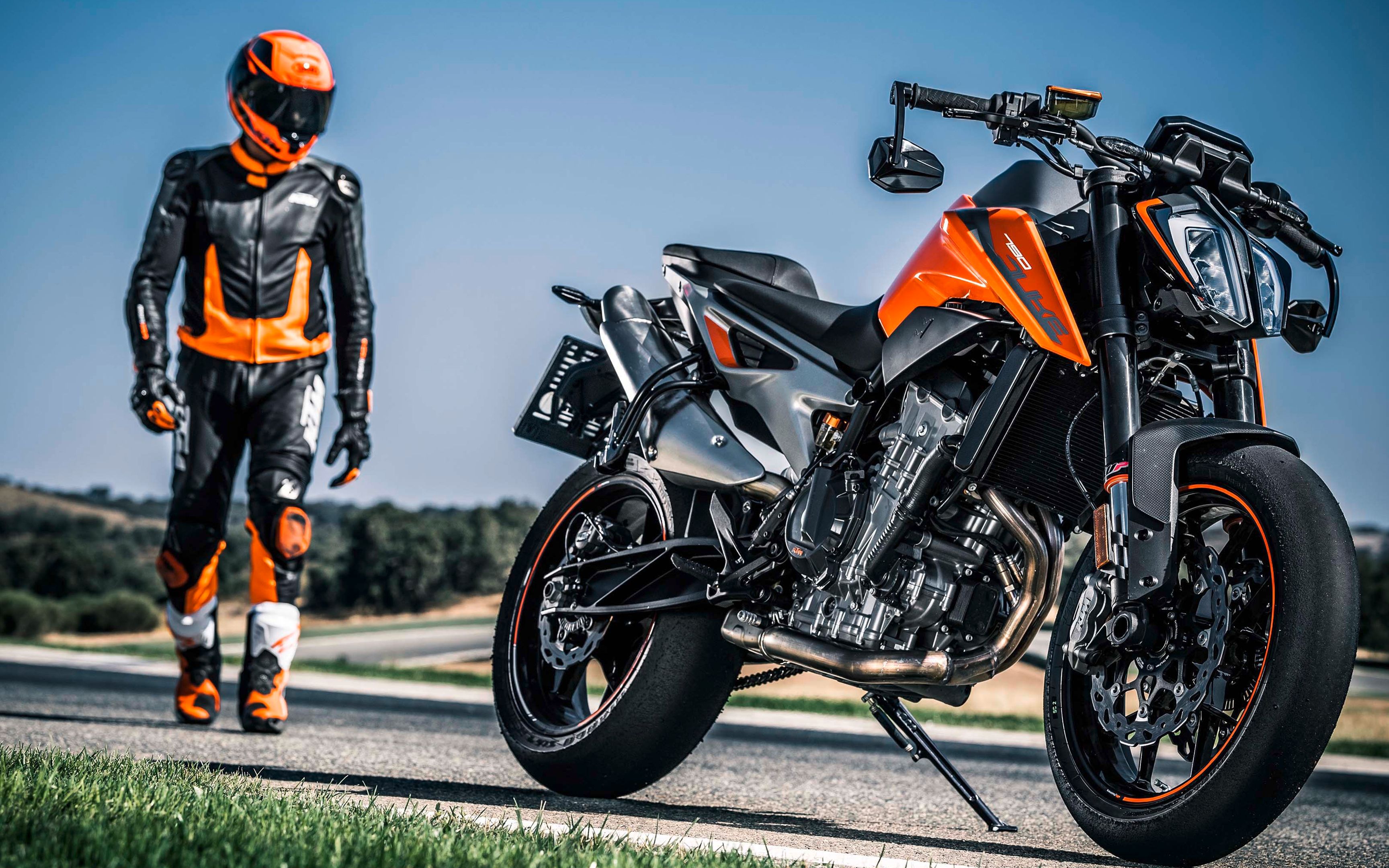 【790duke/4k】上班路上休闲骑