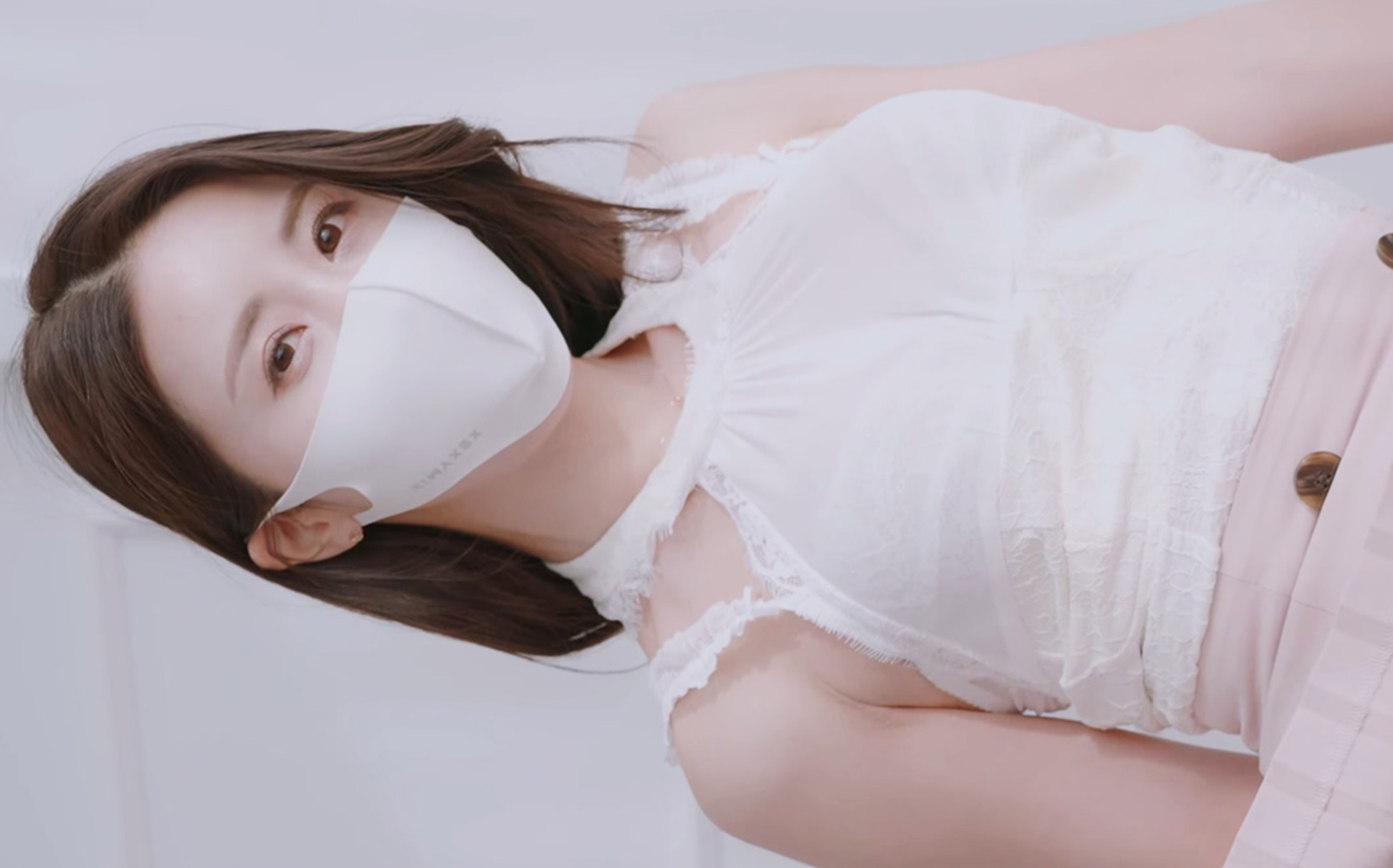 【lovely rose】白色网纱上衣 百褶迷你裙 服饰穿搭lookbook