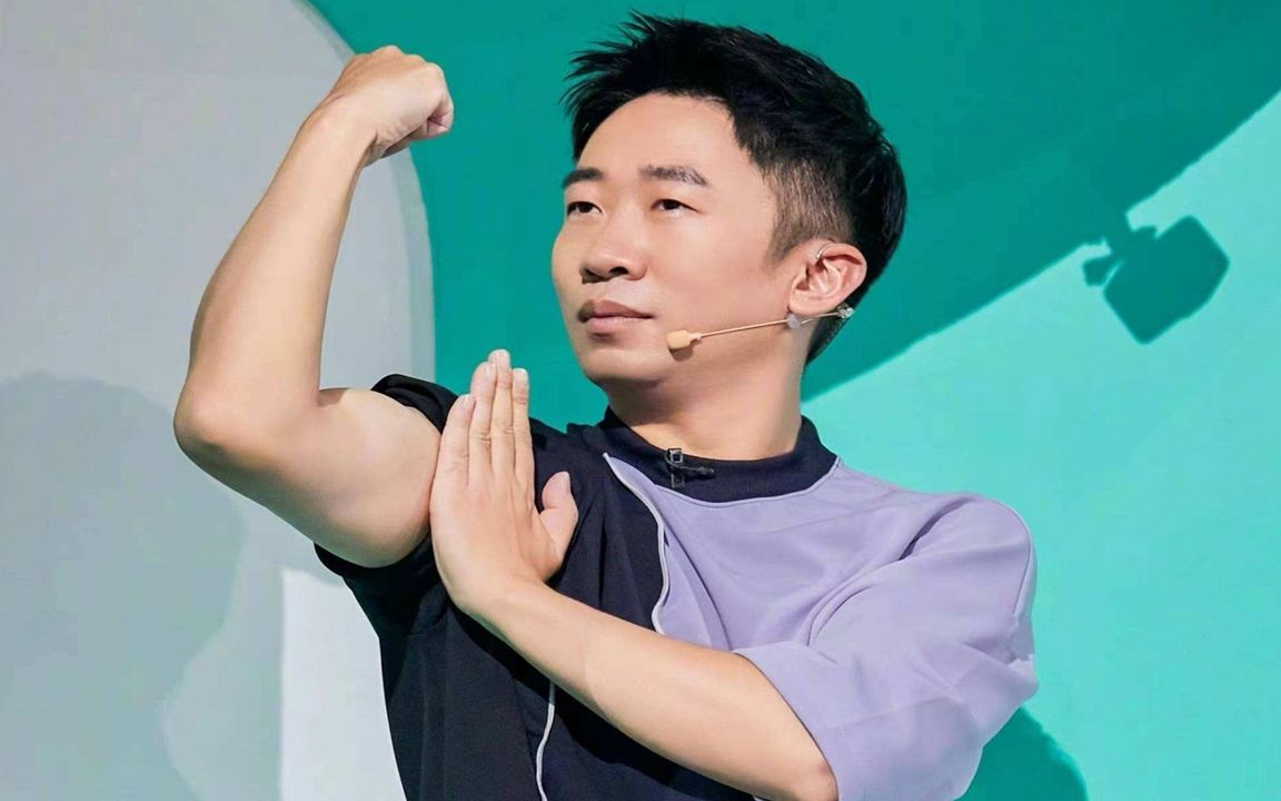 明星童颜的烦恼,陈小春管同龄人叫奶奶,杨迪和马天宇同岁遭群嘲