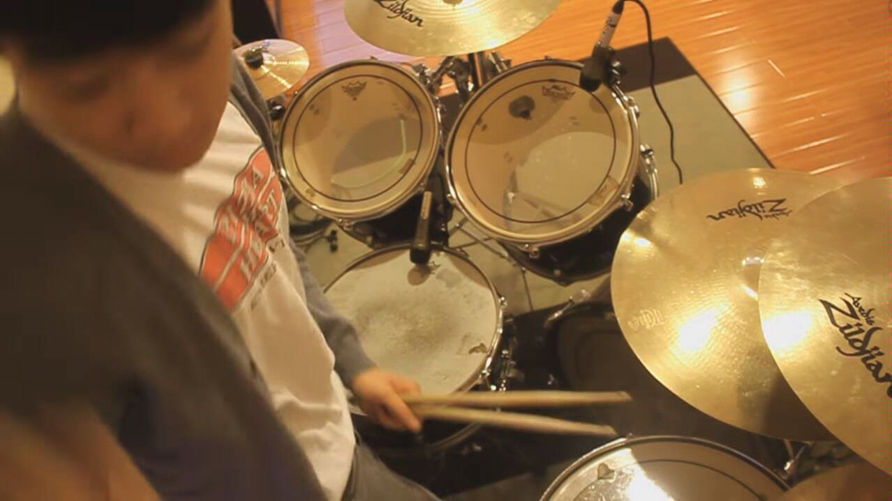 [图]【搬运】架子鼓演奏 恋爱的条件 BESTie - Love Options (Drum Cover)