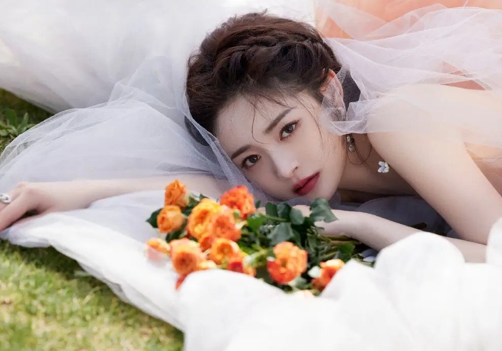 周洁琼～清新甜美,少女感满满!