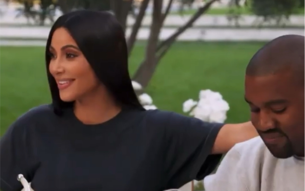 宣布家里的第四个宝贝即将出生|啥又一个梅森说|与卡戴珊同行cut