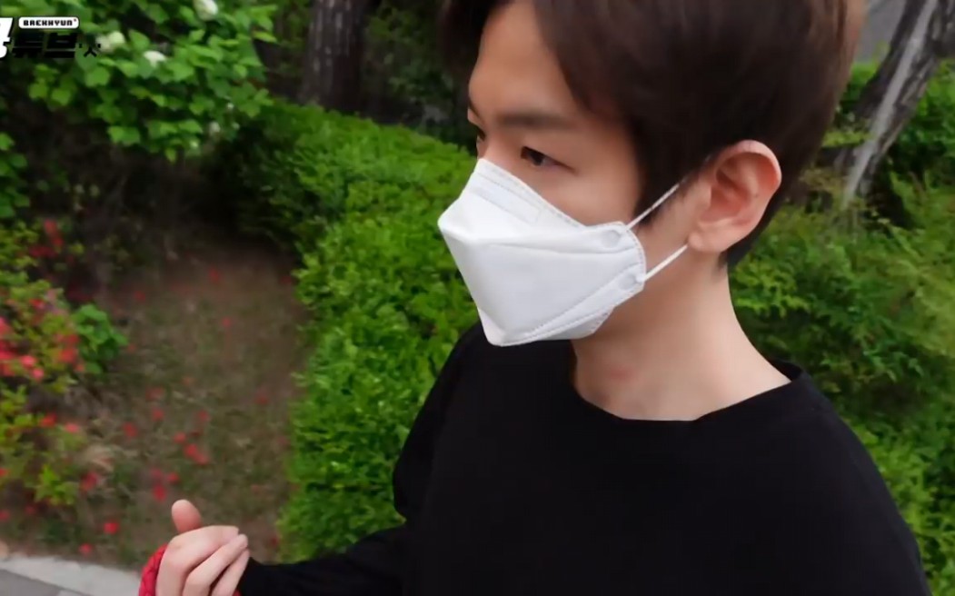 【exo】220317 边伯贤与梦龙散步中(好久不见)