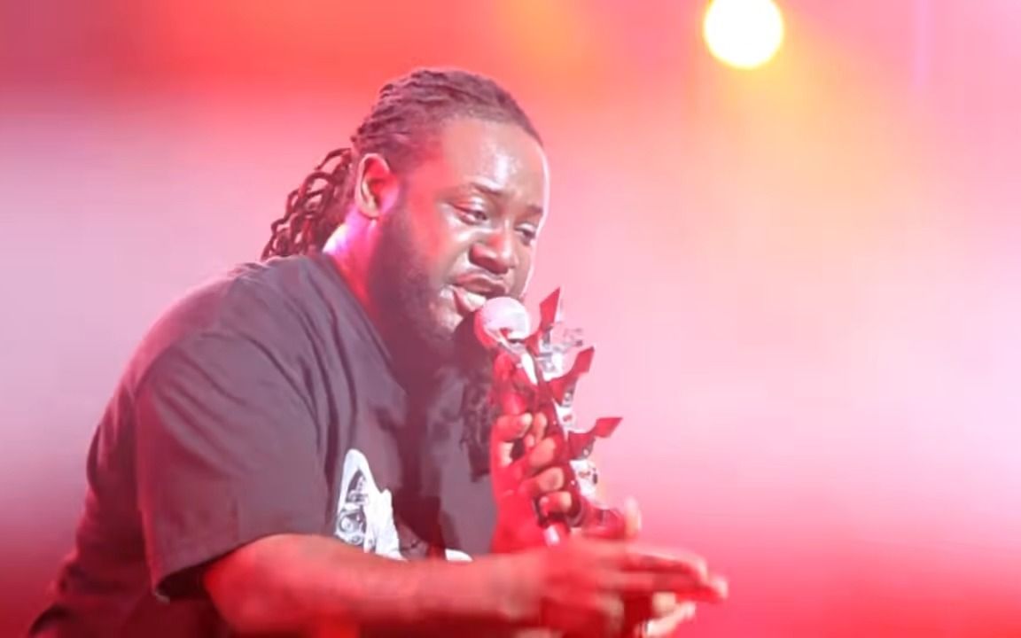 [图]T-Pain - Turn All The Lights On (Official Music Video)