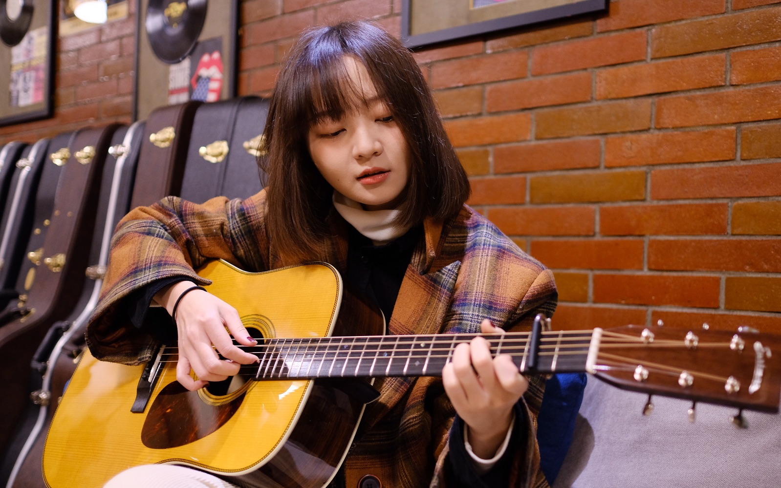 小姐姐 抱一哈!胡广生无名之辈 up主. 来自南京木弦吉他 - 微博