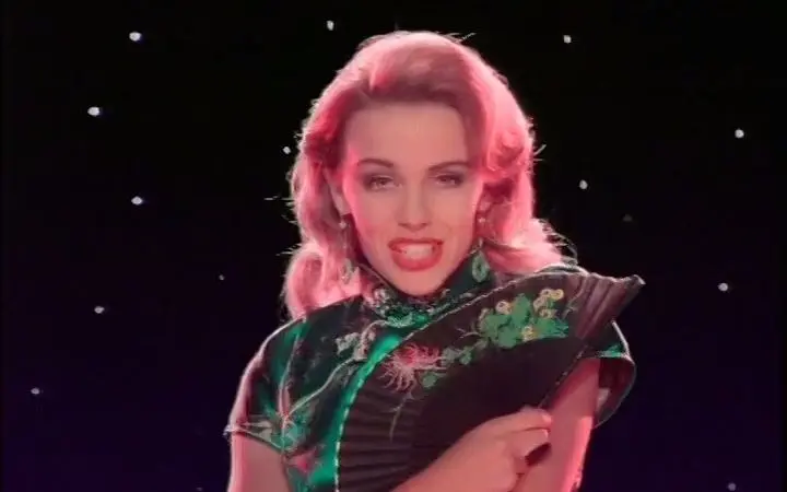 凯莉米洛Never Too Late (1989) Kylie Minogue_哔哩哔哩_bilibili