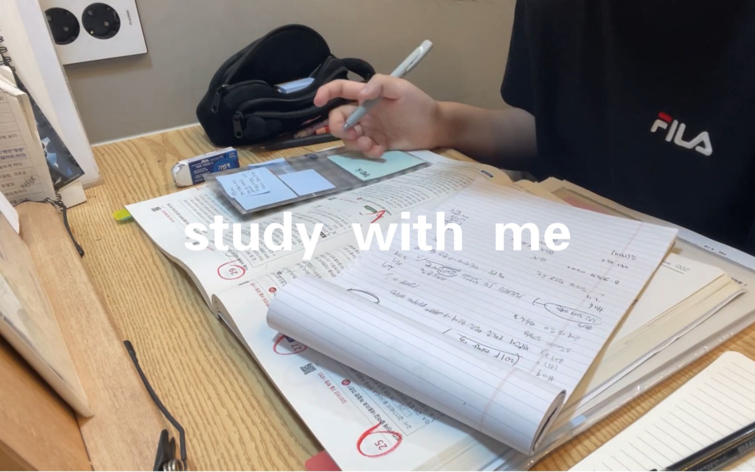 [图]STUDY WITH ME｜韩国高中生考试期间实时学习记录｜跟女高中生一起学习呀📚✏️｜2小时40分钟持久陪伴｜高2文科｜数学&英语课程｜真实的桌面越学越乱！