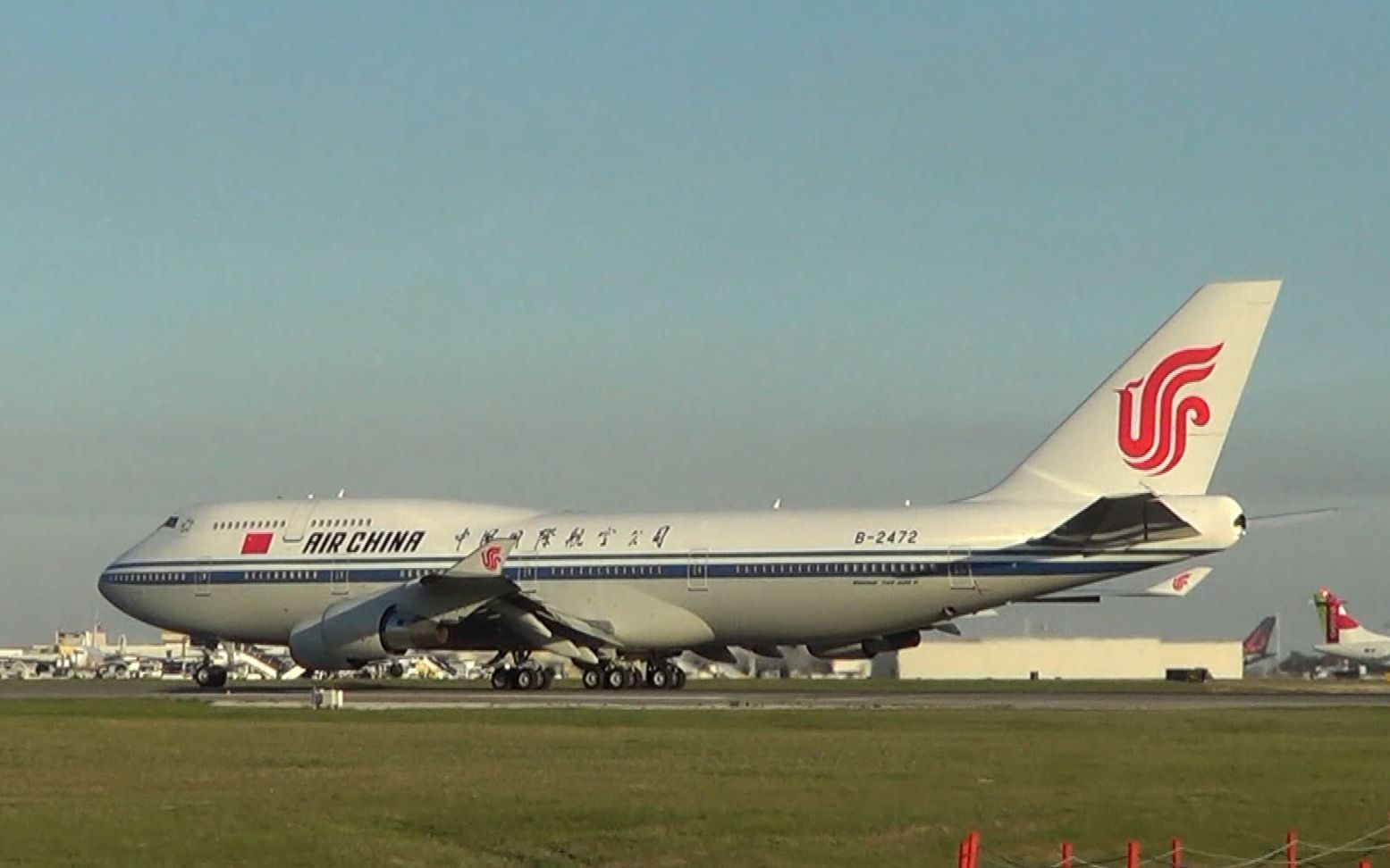 中国国际航空波音747400里斯本国际机场起飞