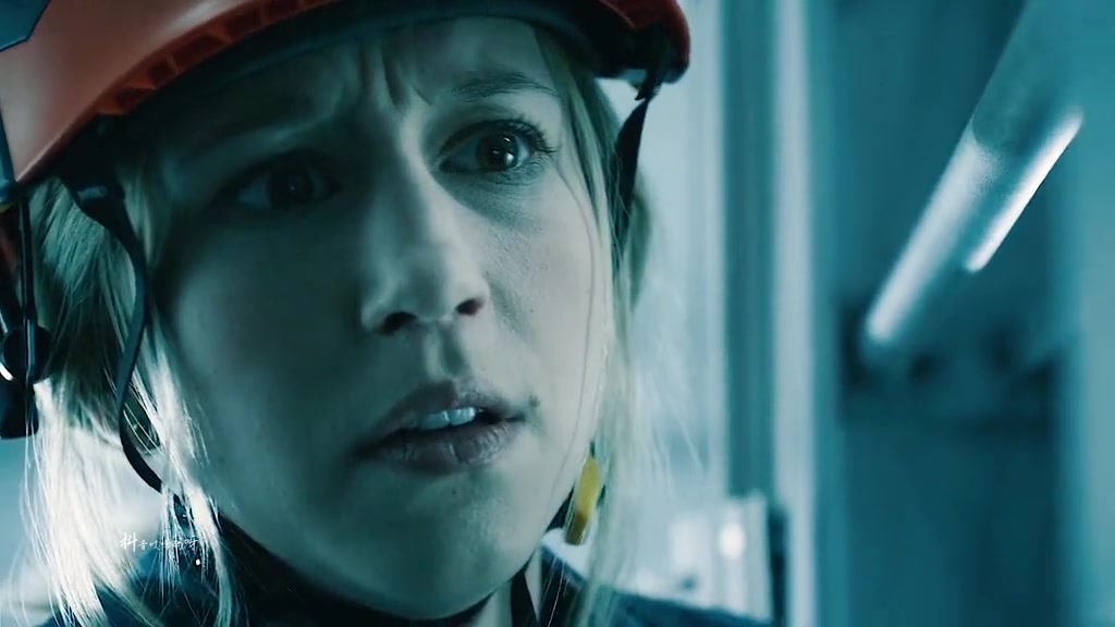 第二段:每个人都会恐高如果你不怕那是因为还不够高惊悚50州第二季