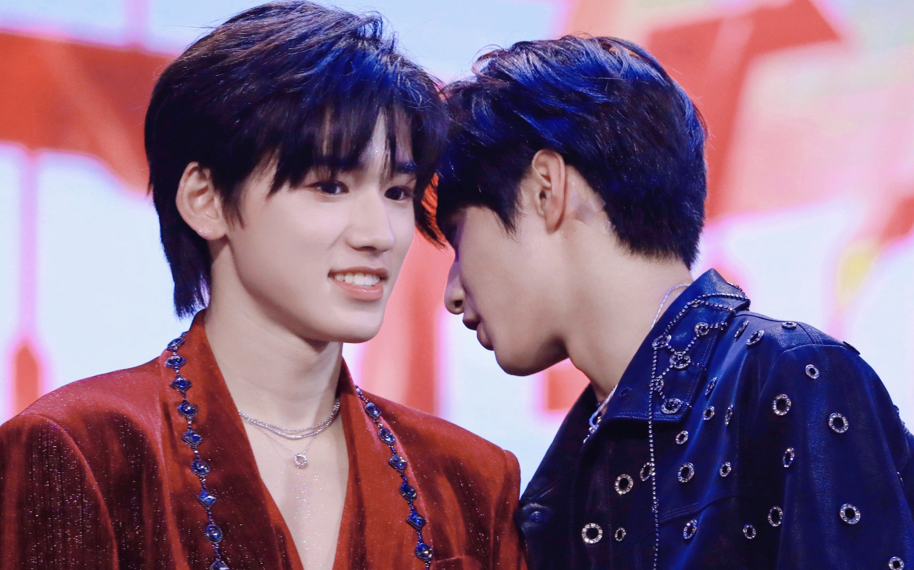 耀文对亚轩是真的很温柔