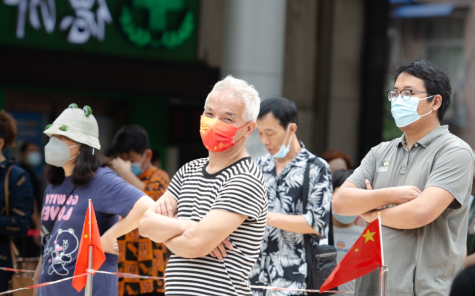 [图]绿水青山非枉多，华佗岂奈小虫何！春风杨柳万千摇，纸船明烛朝天歌！舞钢，舞坚强！！！[加油][加油][加油]