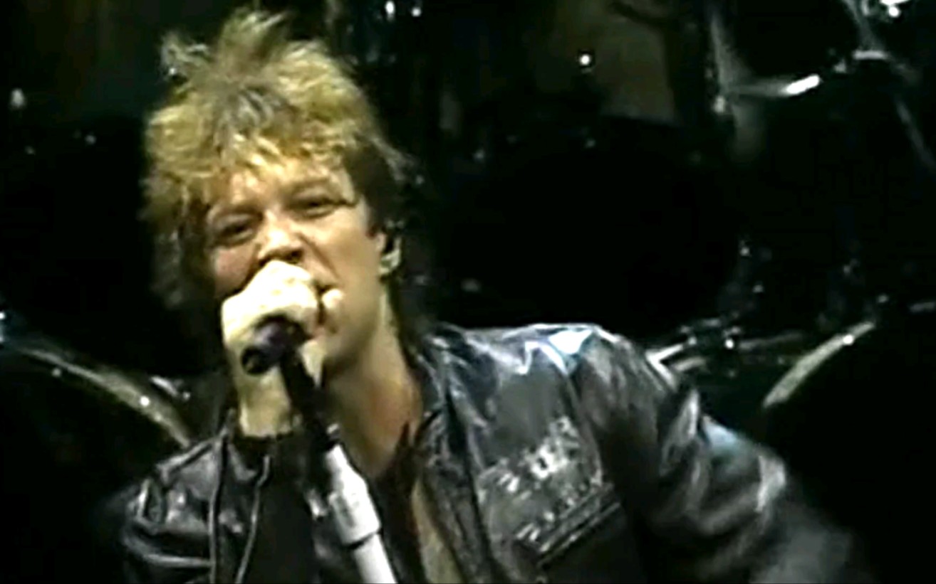 [图]Bon Jovi - It's My Life (live Toronto 2000) 这场状态不错