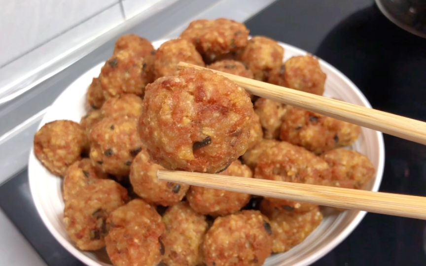 过年必备菜:炸糯米肉圆