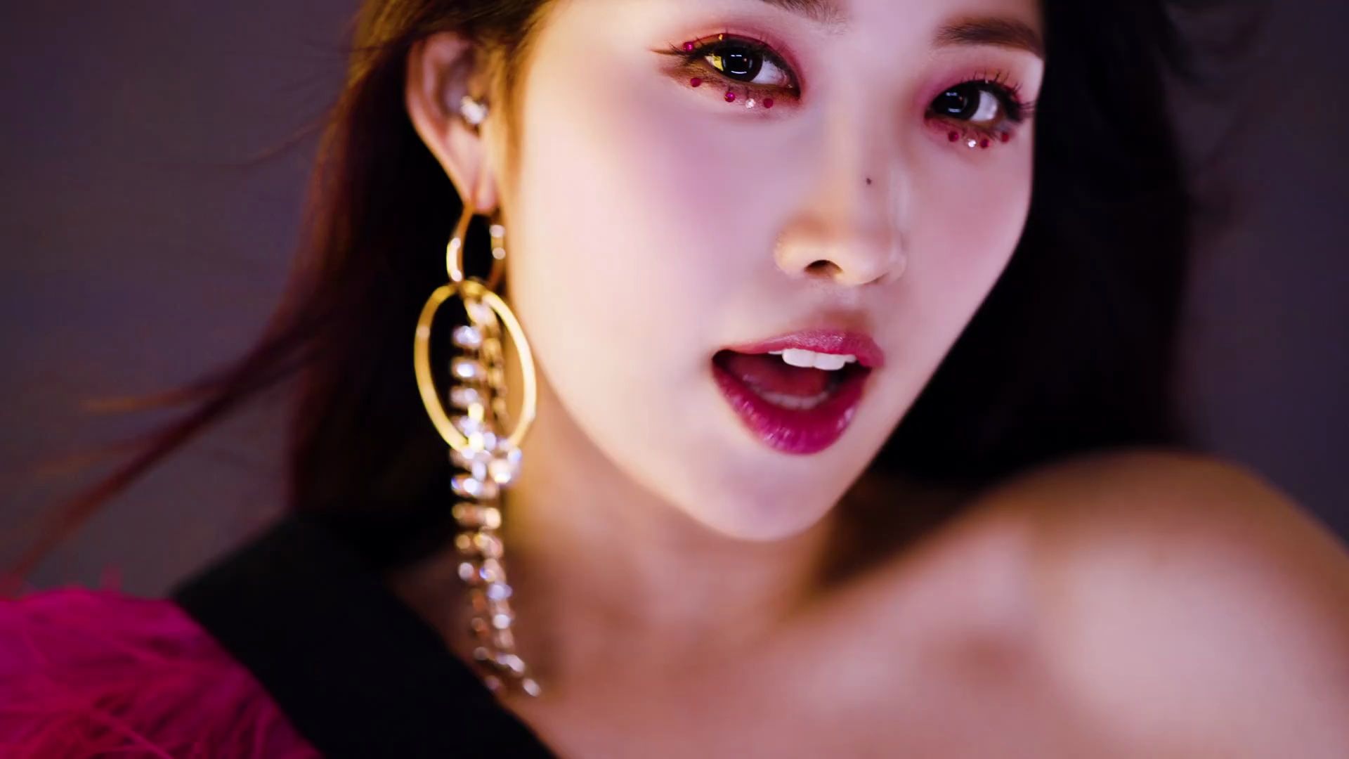 [4k/mv] everglow - la di da mv&舞蹈版 官方公开