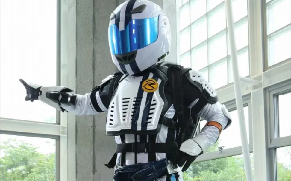 《假面骑士纯》