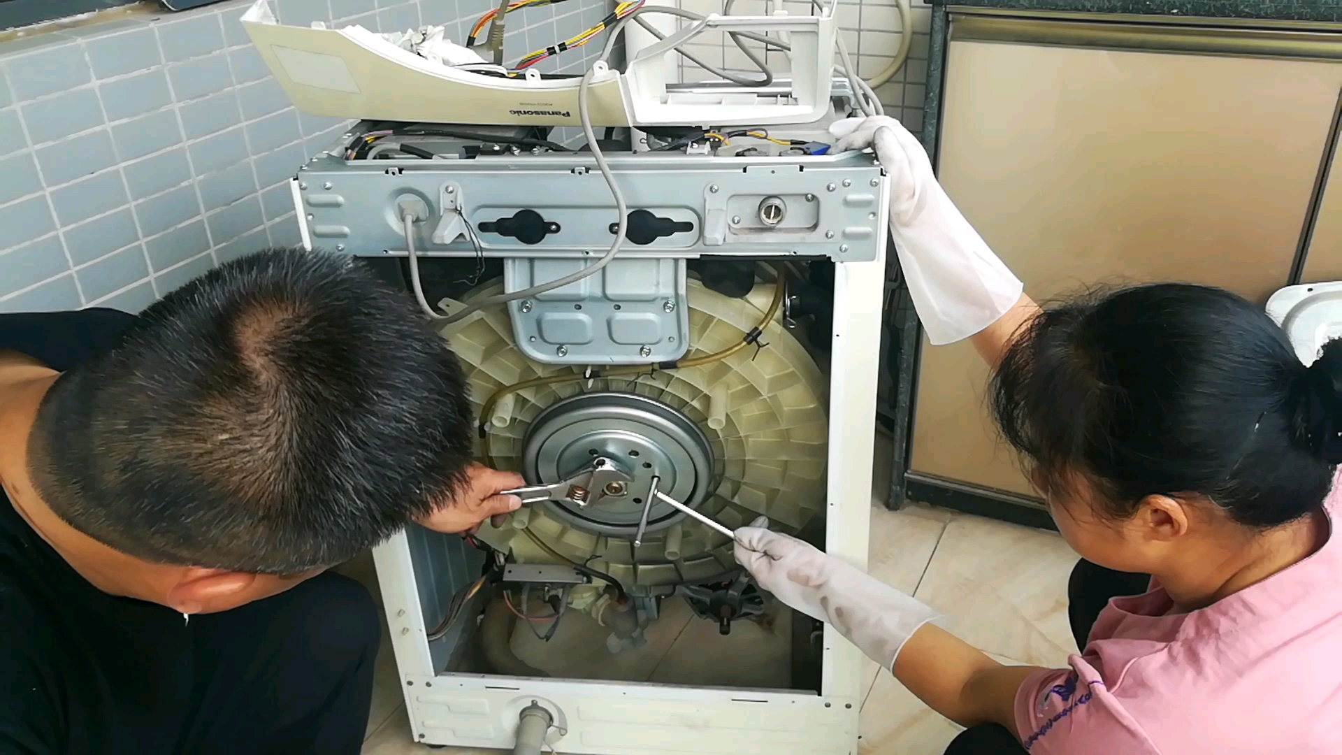 双缸洗衣机轴承拆卸图图片