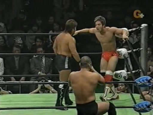 [图]KENTA & Naomichi Marufuji VS Tatsuhito Takaiwa & Naohiro Hoshikawa (30-11-2001)