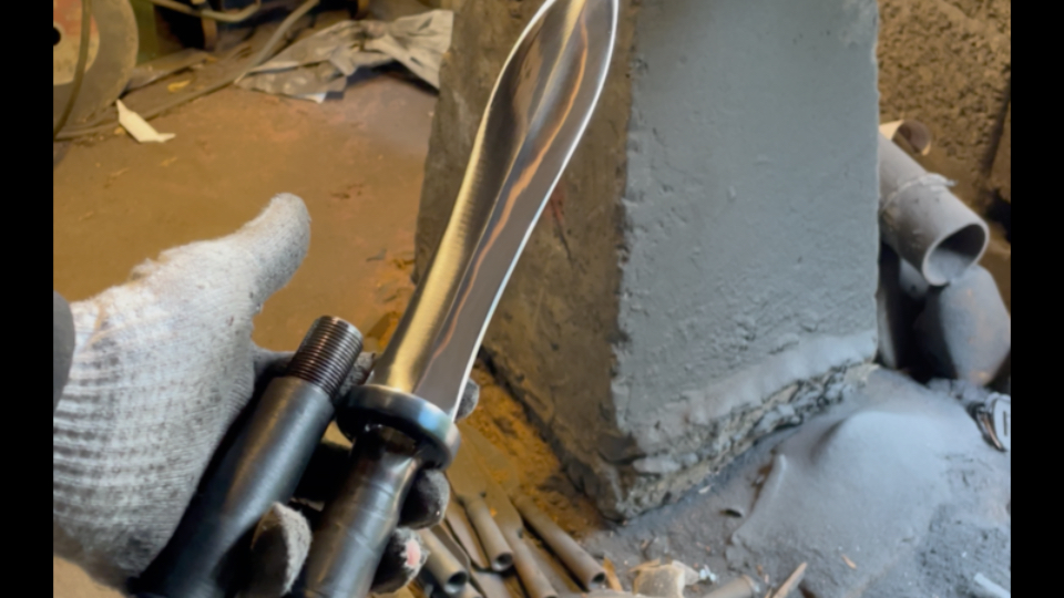 进山户外多功能工具,矛刀两用型