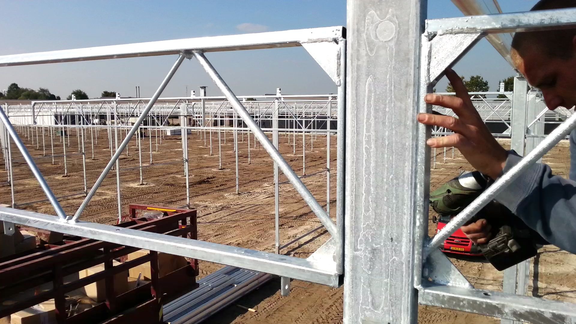 温室桁架的安装