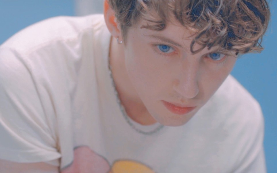 [图]【Troye Sivan】少年感爆了！戳怎么还是这么漂亮！！